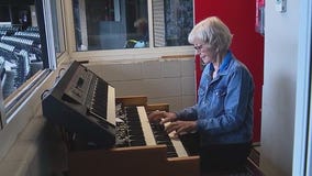 Beloved White Sox organist Nancy Faust making a comeback