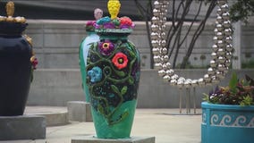 Flowering Grecian urns blooming in Greektown
