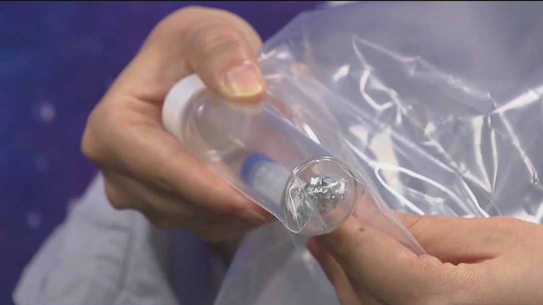 Asteroid sample completes journey to Chicago's Field Museum