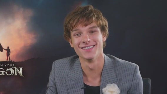 Mason Thames recreates iconic scene in 'How to Train Your Dragon' remake