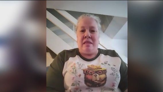 Family says man detained by ICE at O'Hare was a green card holder