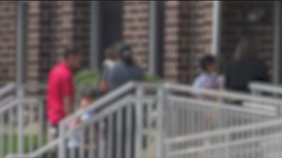 More immigrants receive texts from ICE to report to Broadview