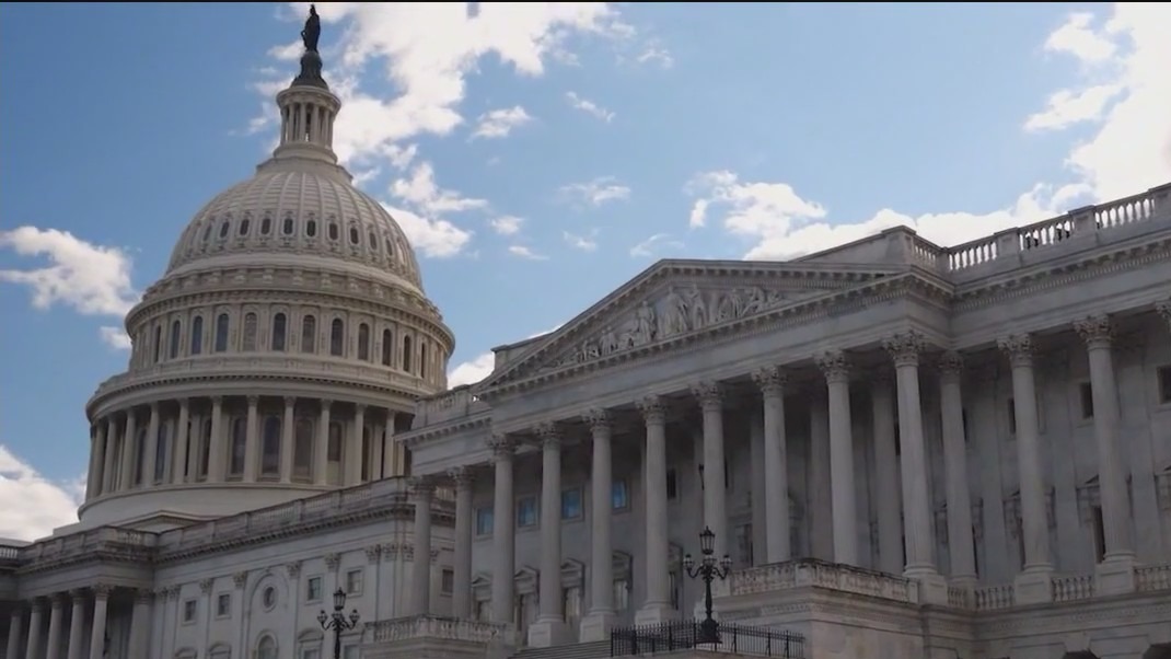 Illinois congresswoman says her name was in Minnesota shooting suspect?s ?notes?