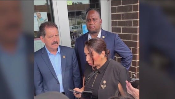 Illinois congressmen denied access to ICE facilities