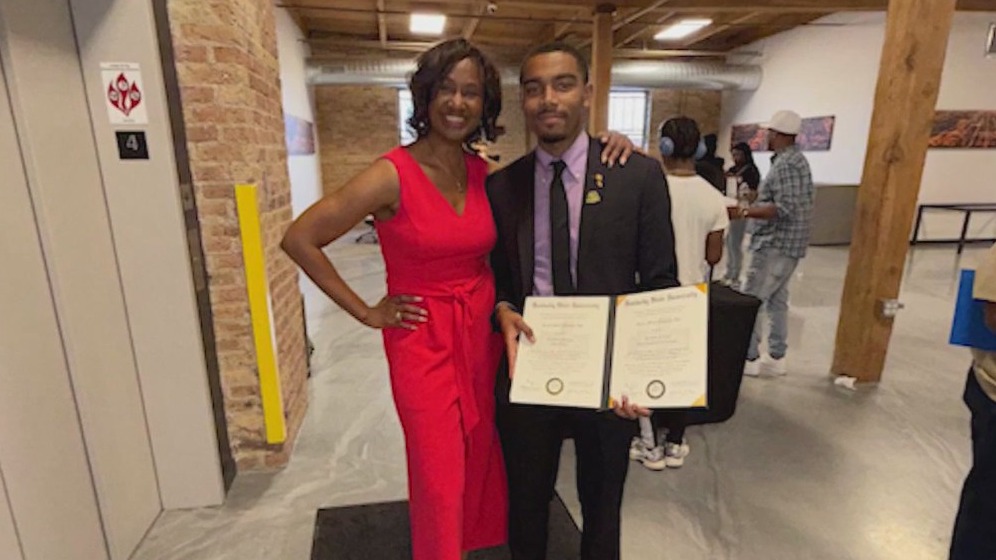 Chicago teens get a shot at Hollywood dreams through new film and TV apprenticeship