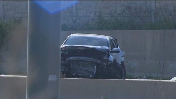 I-55 crash leaves 2 dead, another hurt in DuPage County, police say