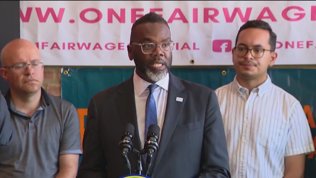 Chicago's 'One Fair Wage' ordinance to take effect July 1