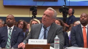 Illinois lawmaker spars with RJK Jr. over vaccine recommendation change