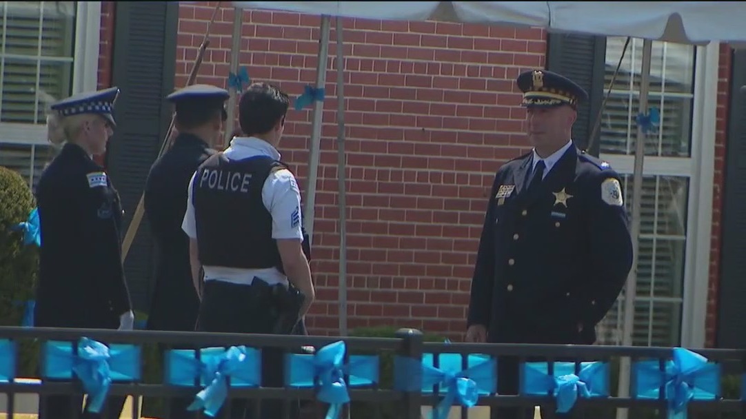 Public visitation held for fallen Chicago police officer Krystal Rivera