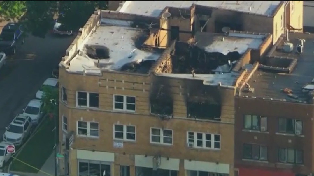 Chicago fire: Gunshots reportedly heard before 'suspicious' blaze that killed pregnant woman, child