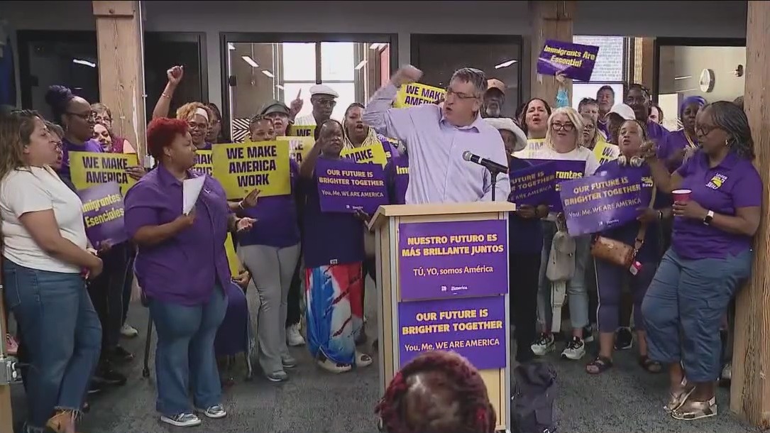 Illinois union members launch 'Justice Journey' to stand against ICE