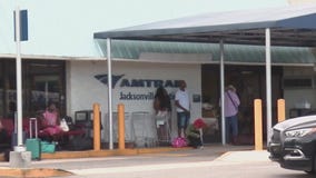 Passengers hospitalized after Amtrak train loses power