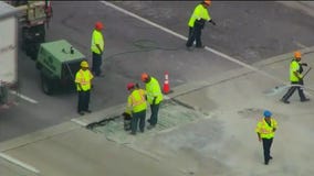 Huge pothole on Chicago area highway damages more than a dozen cars