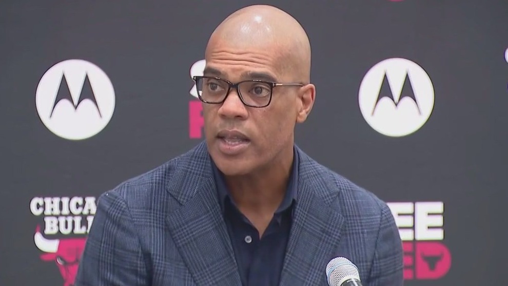 Should Bulls fans trust the front office's plan? | Chicago Sports Tonight