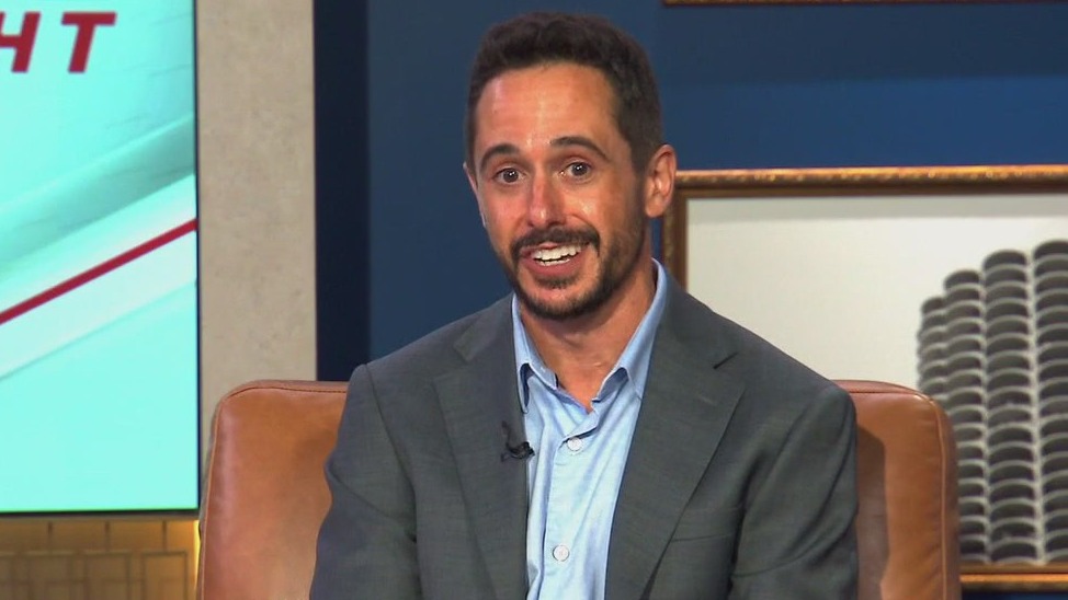 What is Luis Robert Jr.'s trade value? | Chicago Sports Tonight