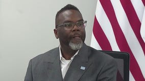 Chicago mayor wants tax on ?ultra-rich?