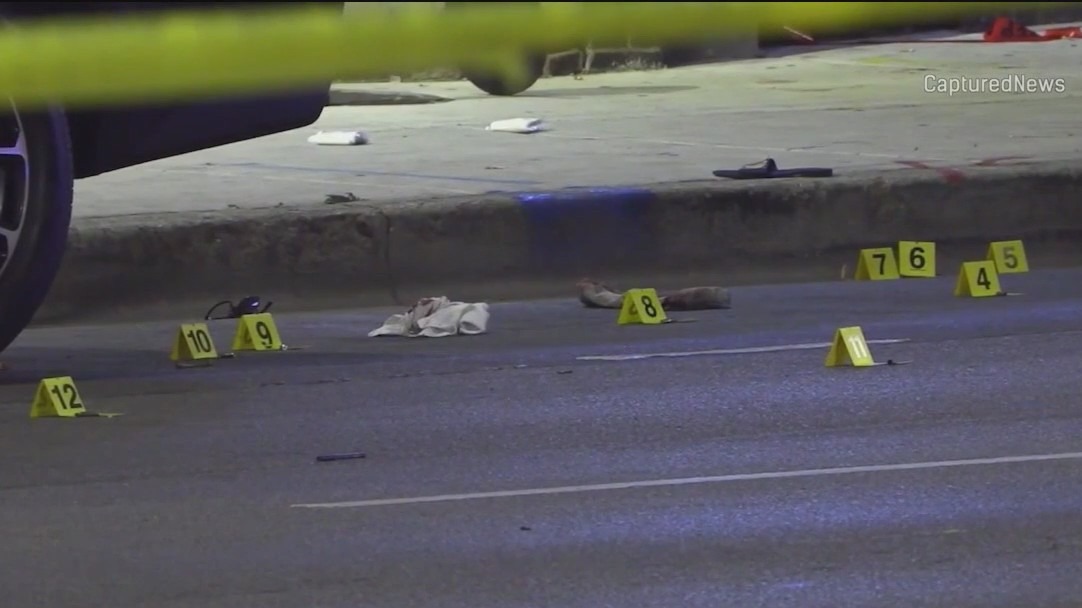 Emergency Resource Center opens in Chicago after violent weekend