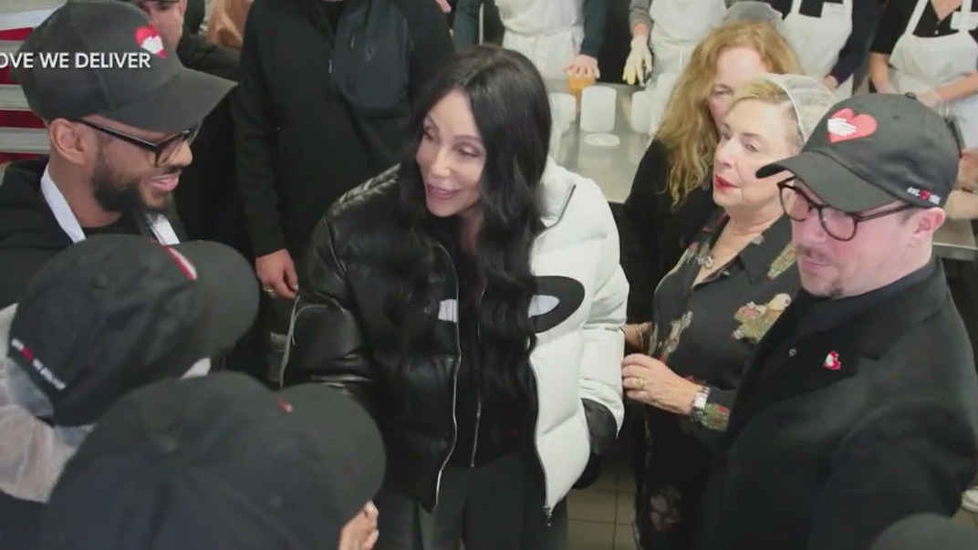 Cher surprises 'God's Love We Deliver' volunteers in NYC