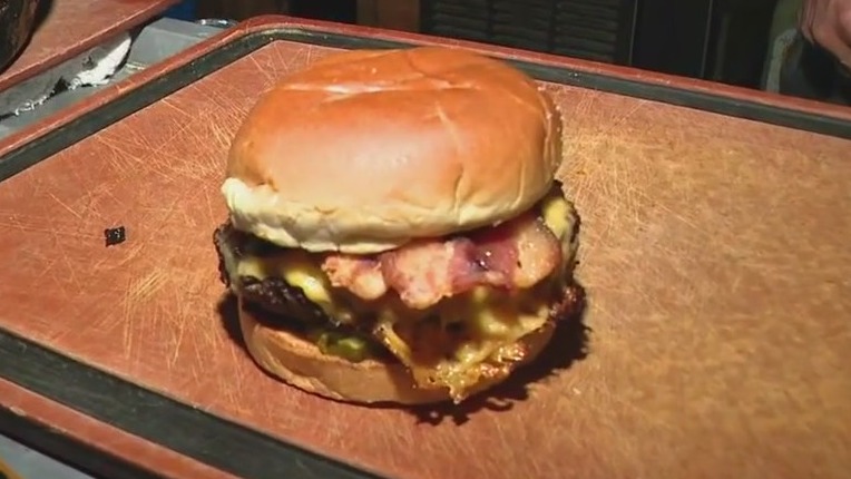 Indulge your palate at Roscoe Village Burger Fest