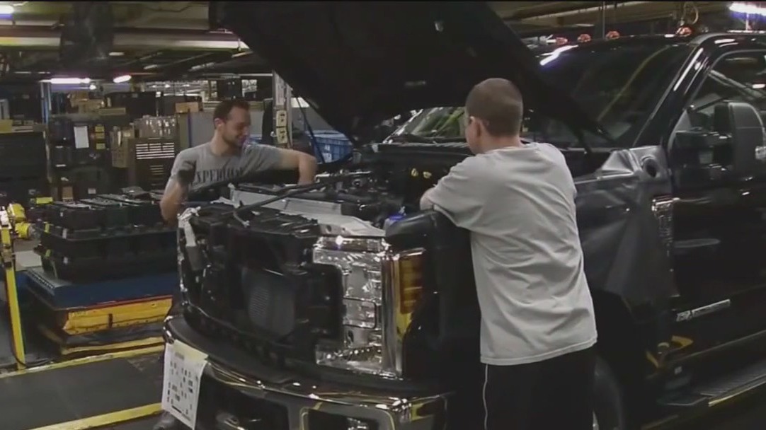 Trump grants automakers one-month tariff exemption