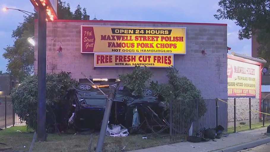 SUV crashes into Maxwell Street Grill in South Chicago