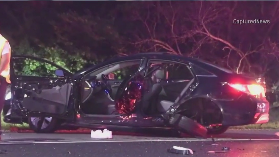 Deadly crash on I-57 in Country Club Hills