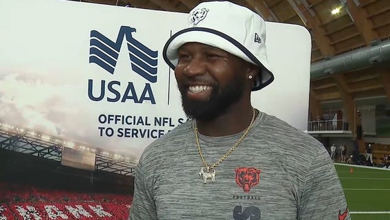 Hall of Famer Devin Hester reunites with Bears at training camp