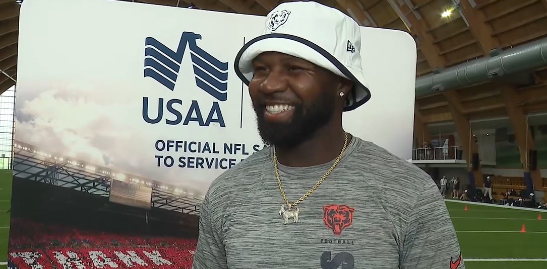 Hall of Famer Devin Hester reunites with Bears at training camp