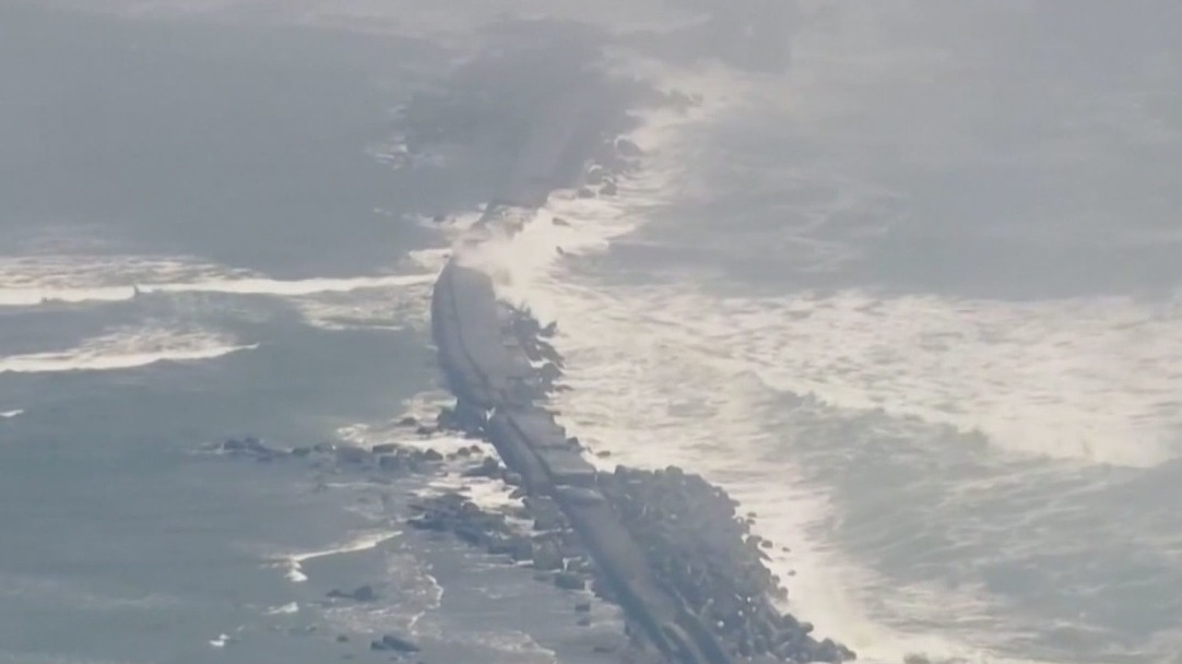 Tsunami waves hit Hawaii and West Coast after 8.8 earthquake near Russia | ChicagoNOW