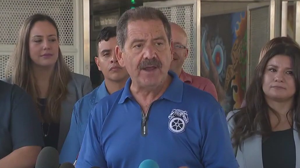 U.S. Rep. Jes?s ?Chuy? Garc?a rolls out re-election campaign