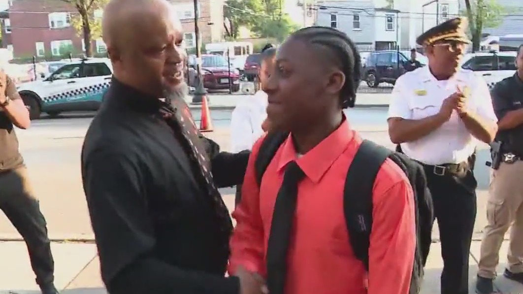 Leo High School welcomes incoming students with longstanding tradition