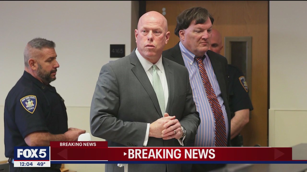 Suspected serial killer Rex Heuermann in court for hearing on evidence