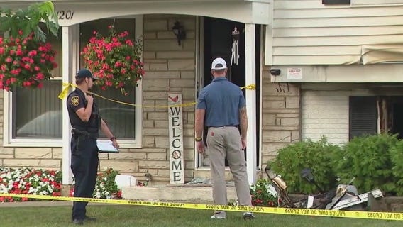 2 dead, 1 critically injured, in Streamwood house fire