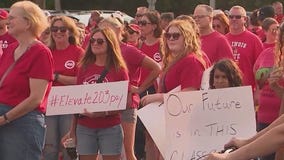 Naperville teachers vote to strike over salaries, proposed schedule changes