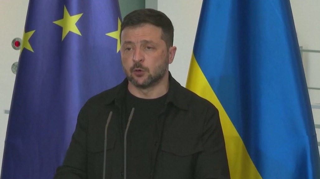 Trump meets with EU leaders ahead of Putin meeting