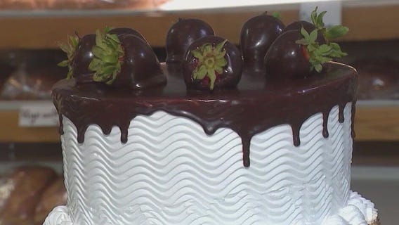 Tasting Chicago: Indulging in the city's famous Atomic Cake