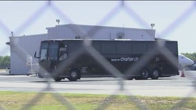 Texas Dems return from Illinois, face police oversight after walkout