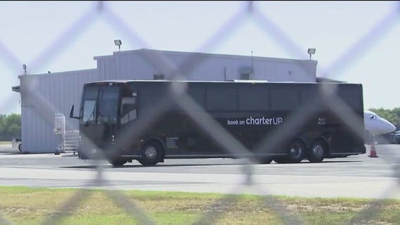 Texas Dems return from Illinois, face police oversight after walkout