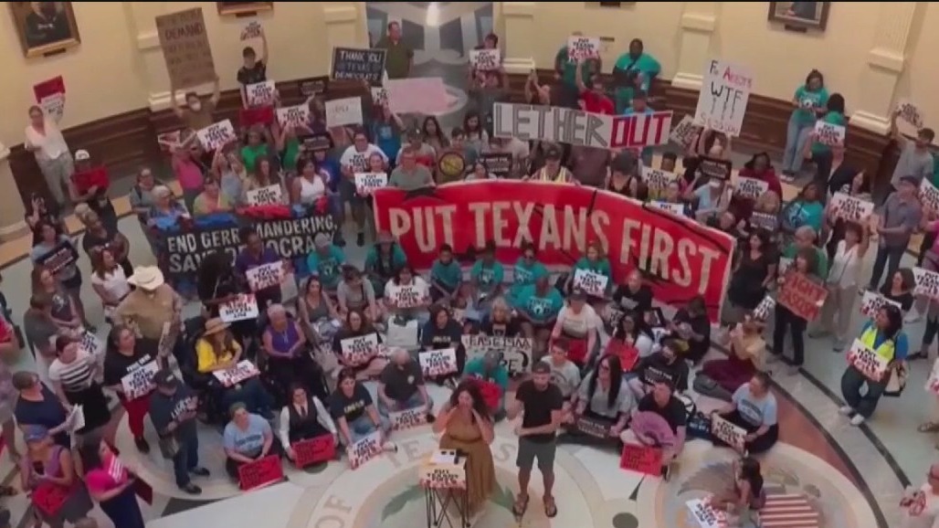 Protesters camp out in Austin as Texas GOP pushes redistricting bill