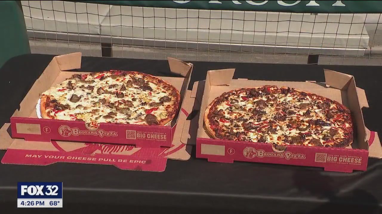 White Sox, Beggars Pizza help with John Stamos Riot Fest request