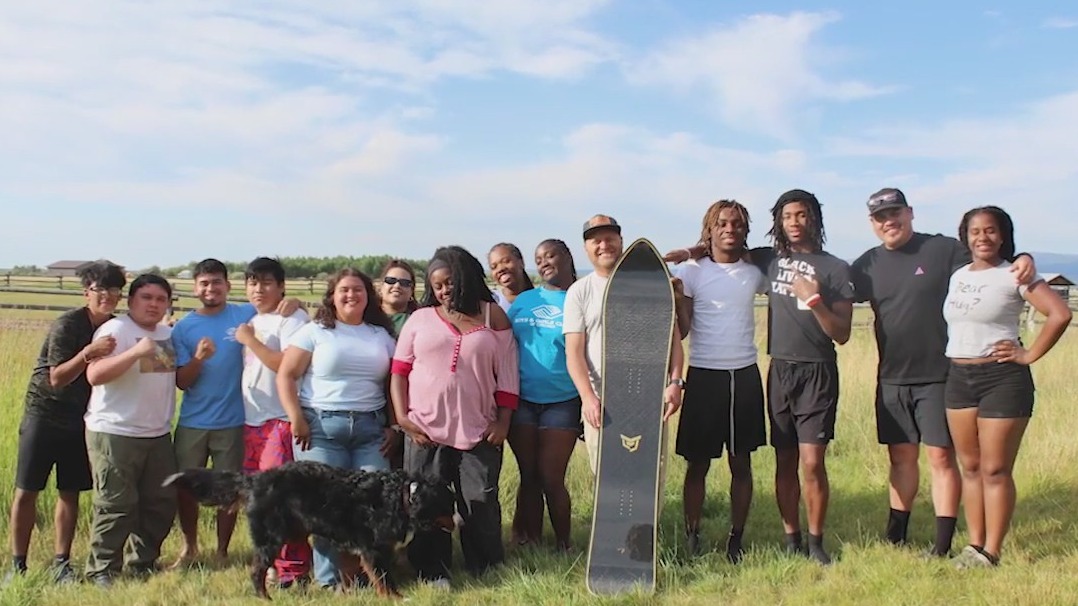 Chicago kids explore travel careers through Boys & Girls Clubs program | ChicagoNOW