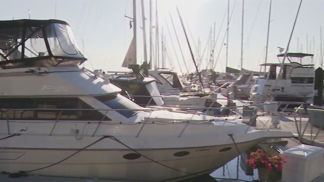 Chicago police investigating homicide of 63-year-old boat captain