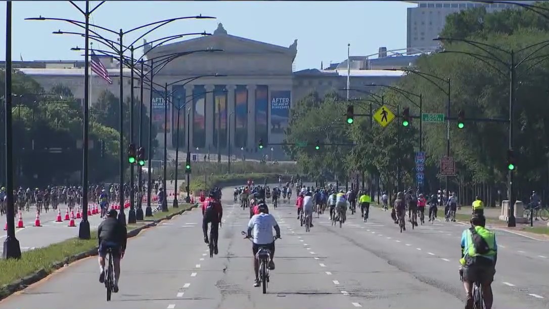 24th annual Bike the Drive hits DuSable Lake Shore Drive