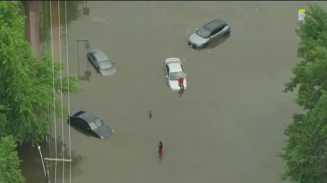 Chicago leaders discuss relief efforts following summer floods