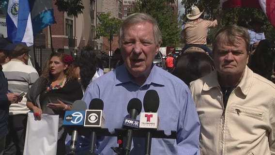 Sen. Durbin tells Chicago residents to not be afraid, calls Trump post 'disgusting'