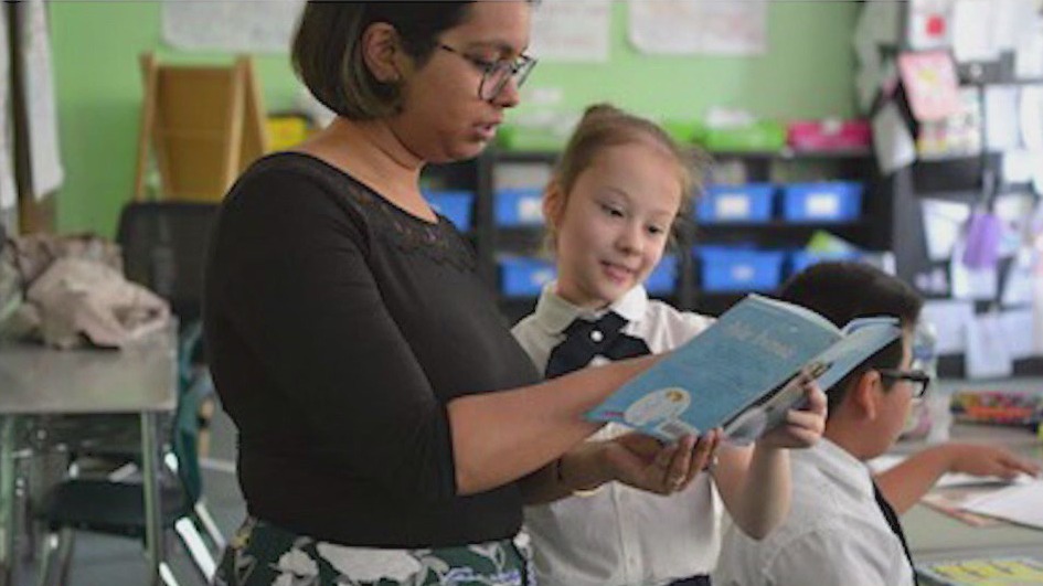 AI moves into Chicago-area classrooms to help teachers and students