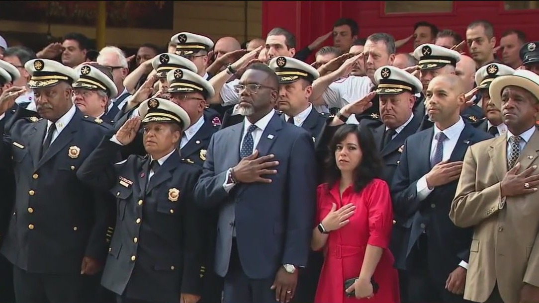 Chicago marks 9/11 anniversary with bell toll for fallen firefighters
