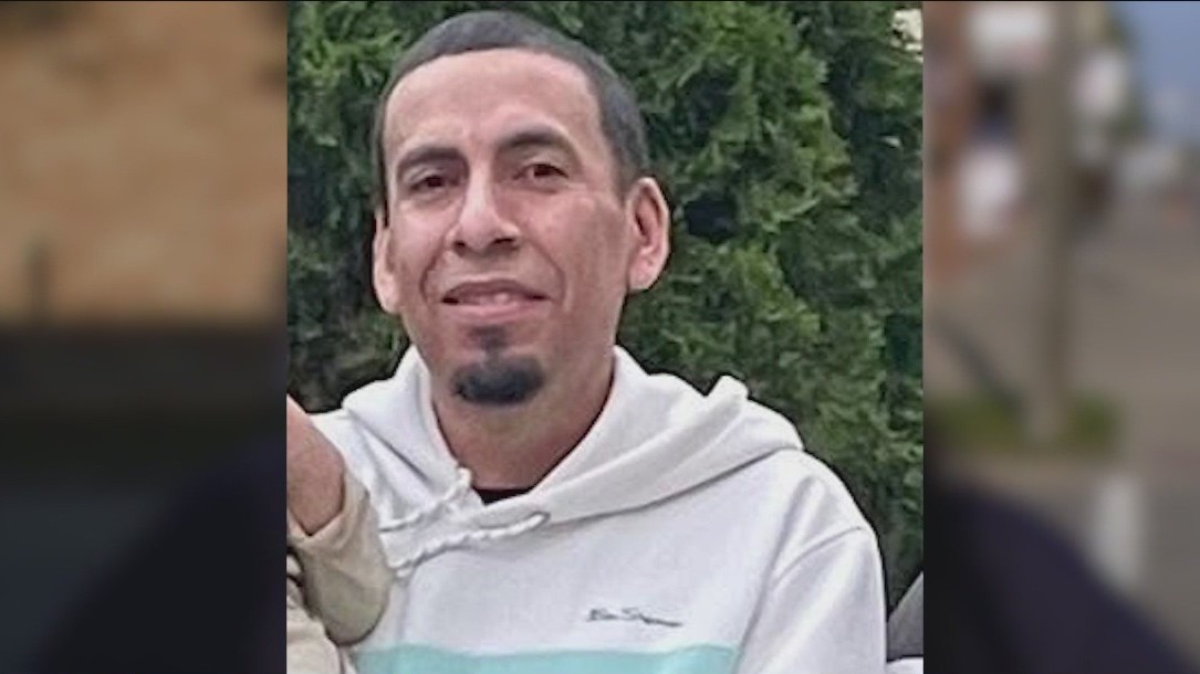 Girlfriend, stepdaughter of suspect killed by ICE officer in Chicago area speak out