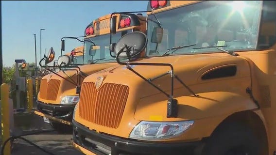 Chicago Heights school district welcomes new EV buses