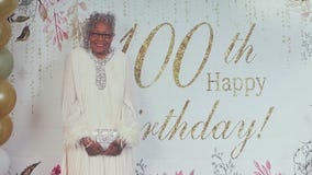 Chicago woman turns 100 and celebrates in style | ChicagoNOW
